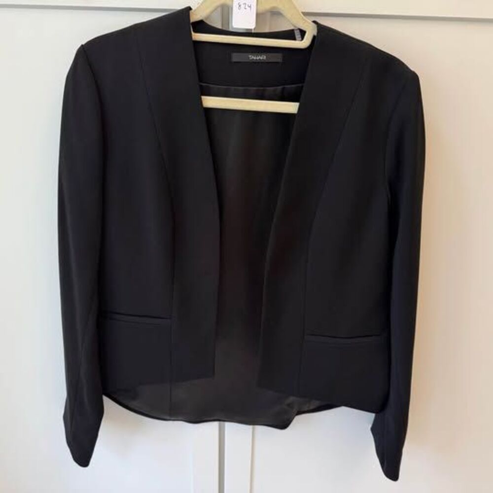 Tahari Black Open Front Blazer